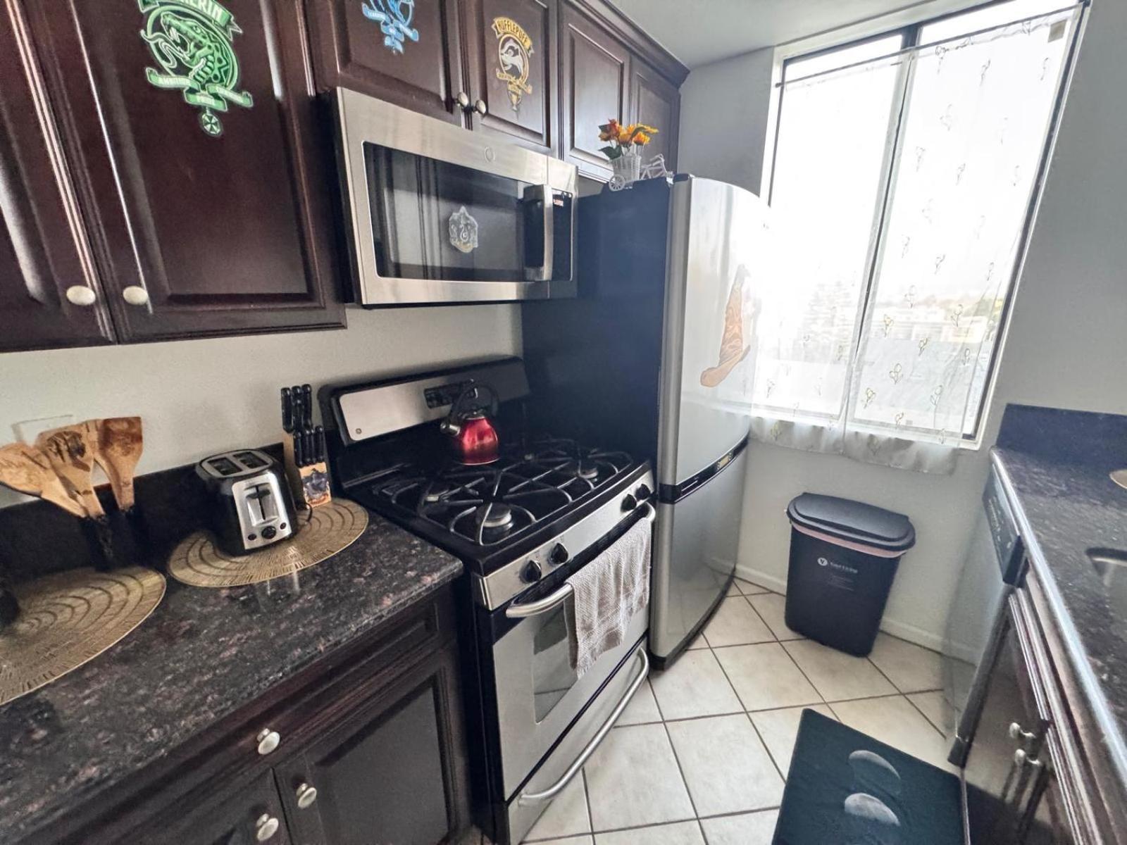 Mario, Harry Potter, & Not Themed Loft Universal 10min Loft * Los Angeles