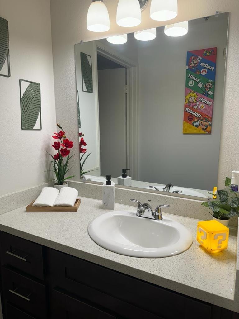 Mario, Harry Potter, & Not Themed Loft Universal 10min Loft Apartamento Los Ángeles